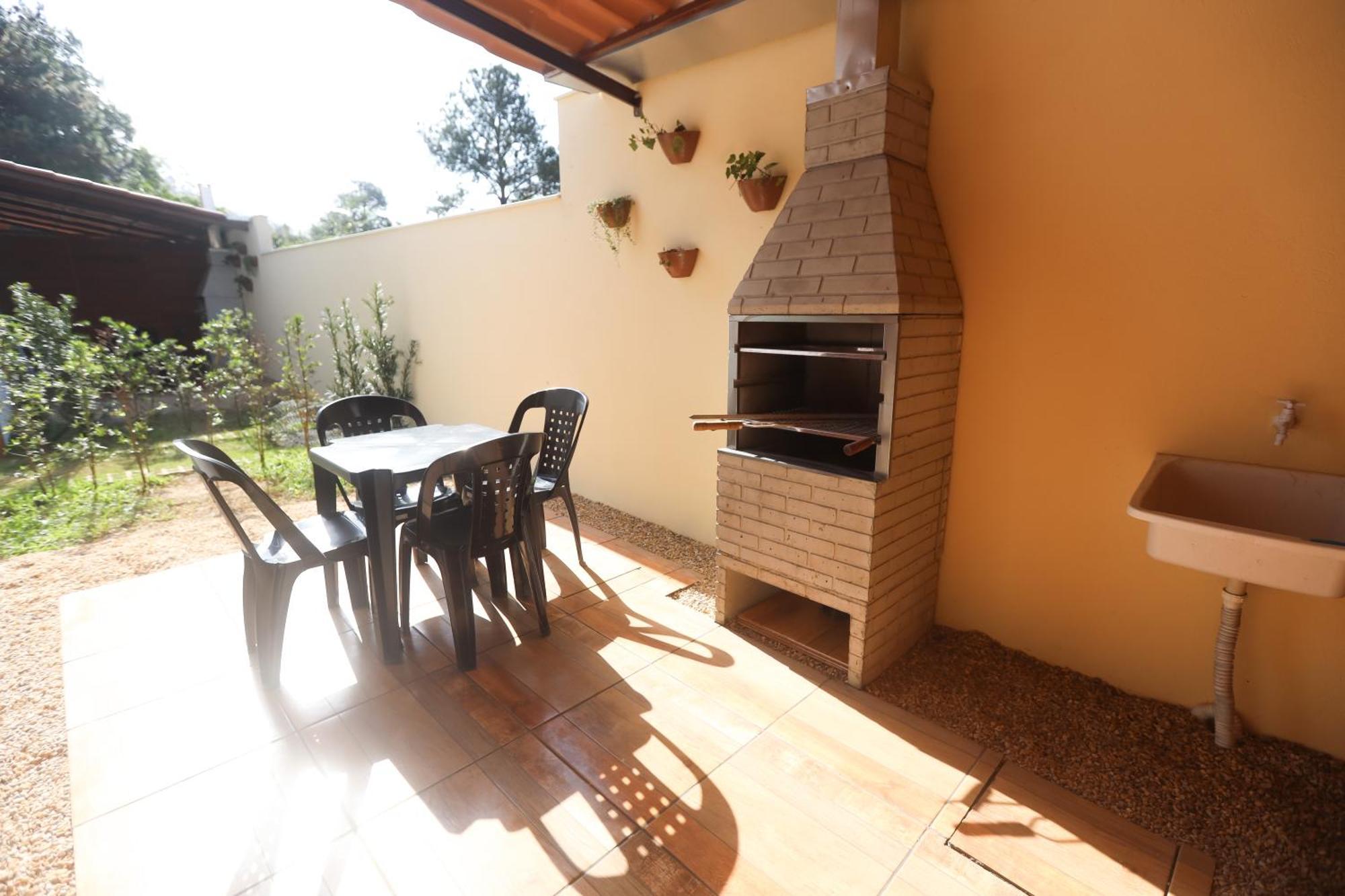 Estaleiro Com Charme - Ar, Churras E Pet Friendly Balneário Camboriú المظهر الخارجي الصورة